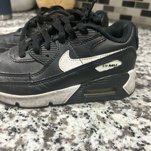 Boys ack air max sneakers size 13c